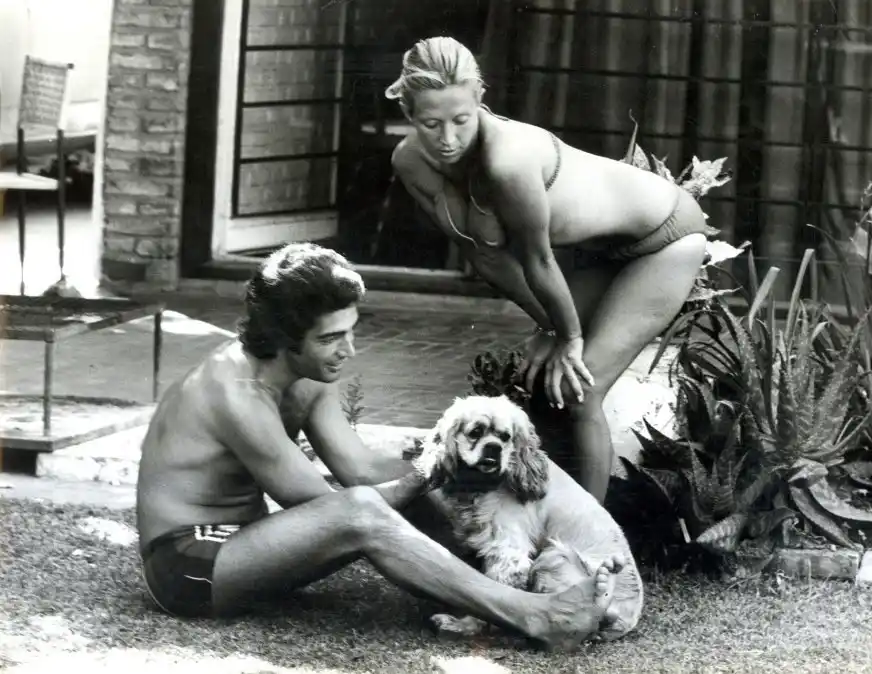 Cacho Castaña y Jorgelina Aranda