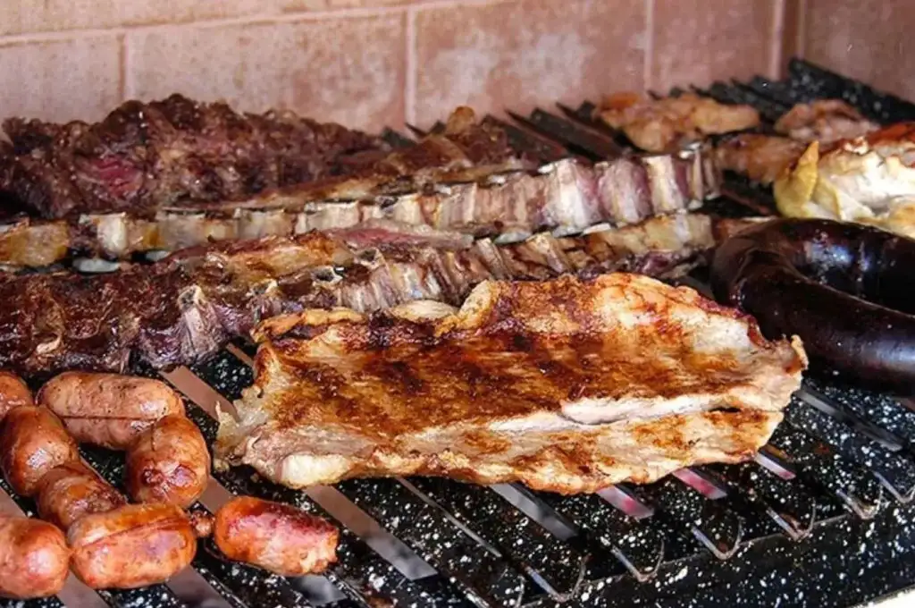 Berazategui: dos hombres murieron y otros dos están internados por supuesta intoxicación con carne podrida