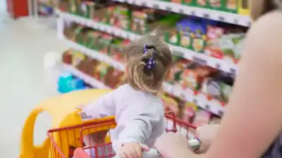 Aumentan los reclamos de actualización de la cuota alimentaria por la crisis económica