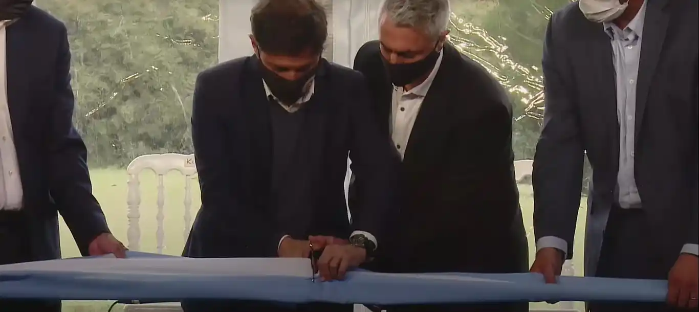 Kicillof participó de la inauguración de la Planta L’Amalí II de Loma Negra en Olavarría
