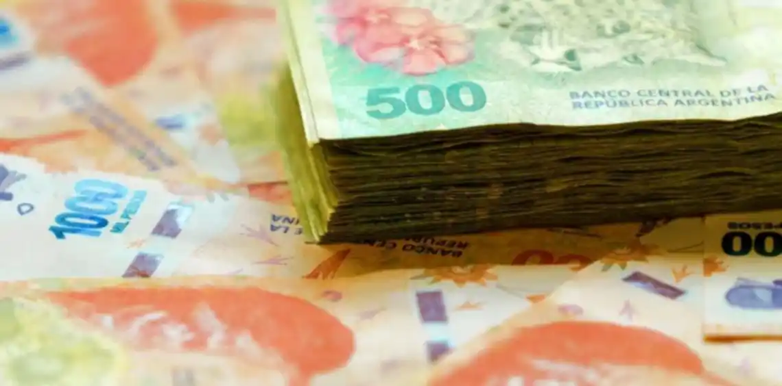 Estatales: Alcanzan acuerdo paritario con 10% de aumento en noviembre y bono de $30 mil en diciembre