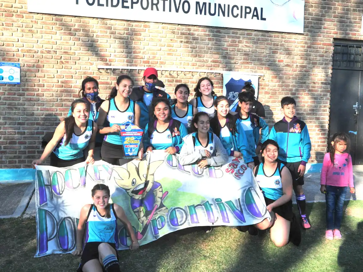 Jornada festiva en el Polideportivo municipal