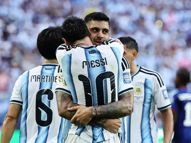 La Selección Argentina enfrenta a España en la final en busca de convertirse en tetracampeón del mundo