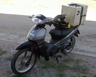 Le robaron la moto y la recuperó solo