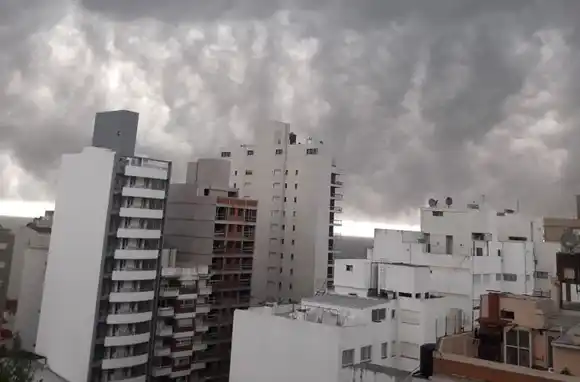 El jueves suma calor y probabilidad de chaparrones y tormentas