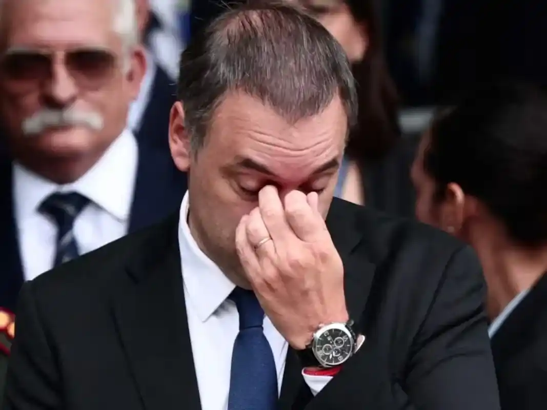 Manuel Adorni dejó la Jefatura de Gabinete tras semanas de presión política y judicial, pese al respaldo que Javier Milei le había expresado públicamente.