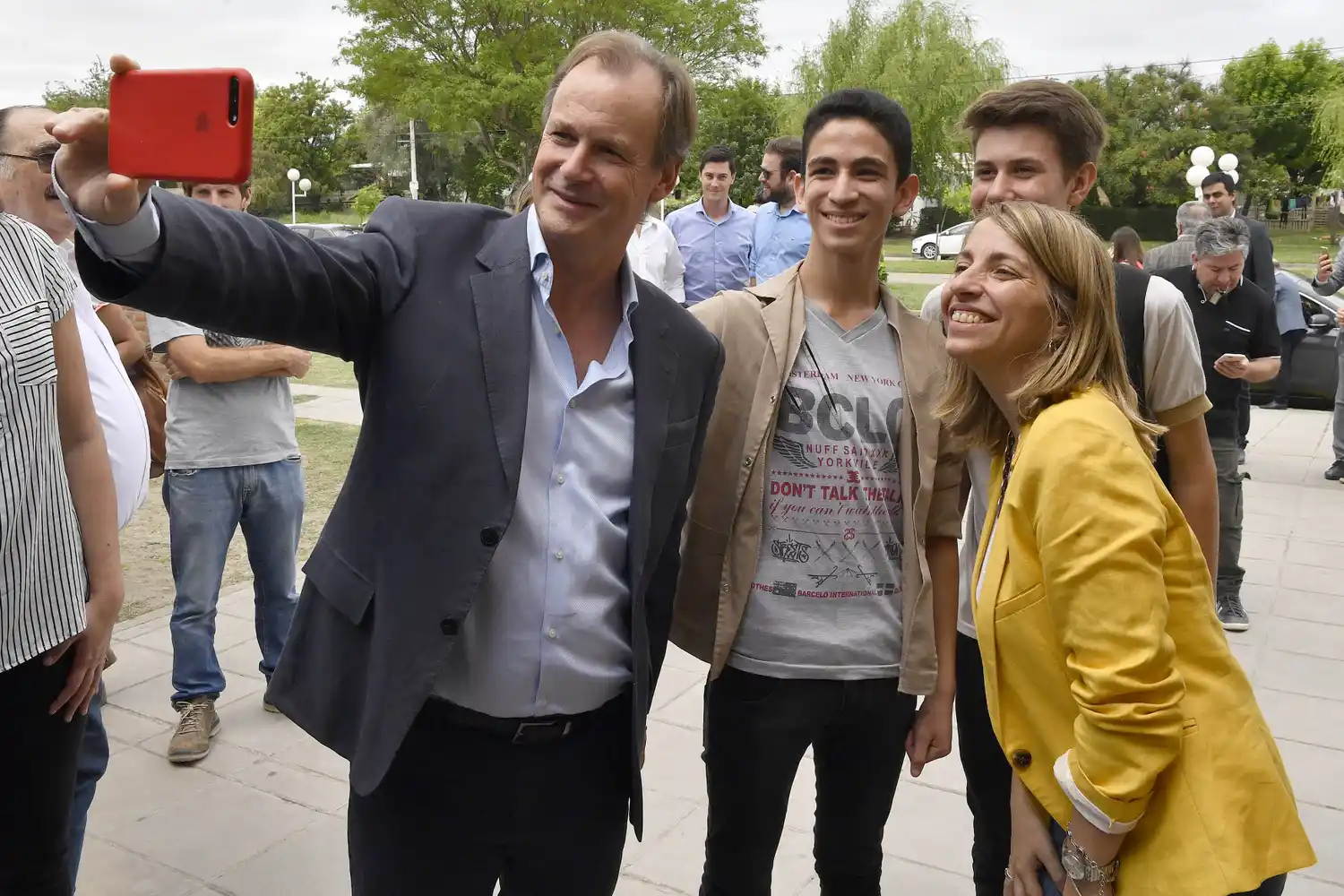 «Los jóvenes entrerrianos merecen forjar su futuro en la provincia”, expresó hoy el gobernador Gustavo Bordet