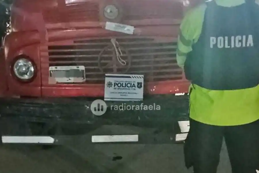 Camión proveniente de Porteña, Pcia. de Córdoba