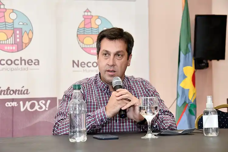 Rojas con un cuadro de neumonía, pero no tiene Covid