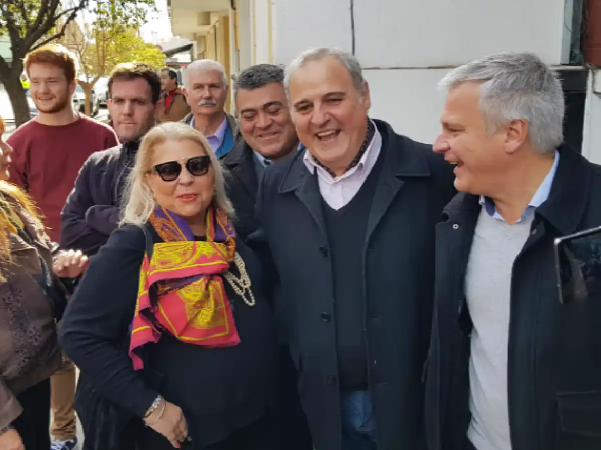 Carrió: "Schiaretti tiene que apoyar; si no, no tiene obras"