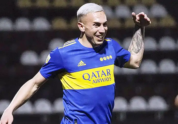 Boca liquidó a Platense en el descuento