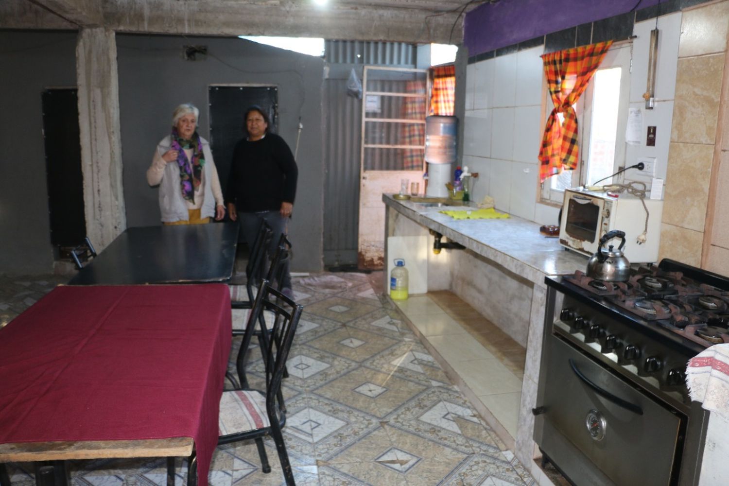 Montó un merendero en su propia casa para los chicos del barrio y ahora lanzó una campaña para el día del niño