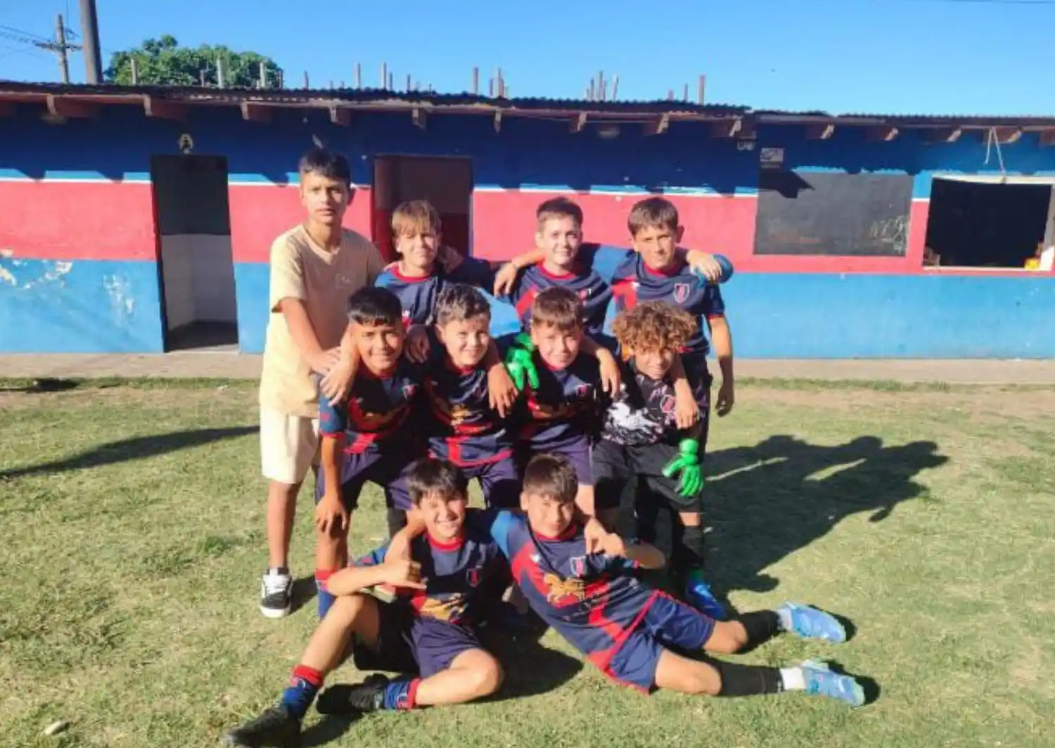 felicitan al club el tanque