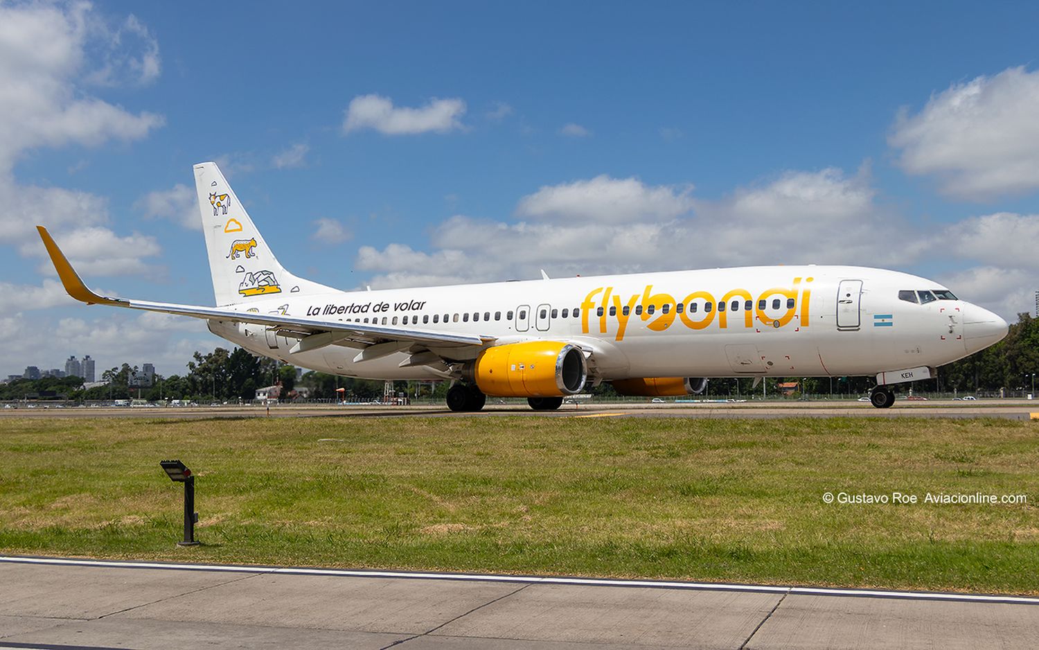 Flybondi Fined 300 Million Argentine Pesos for Alleged Consumer Rights Violations