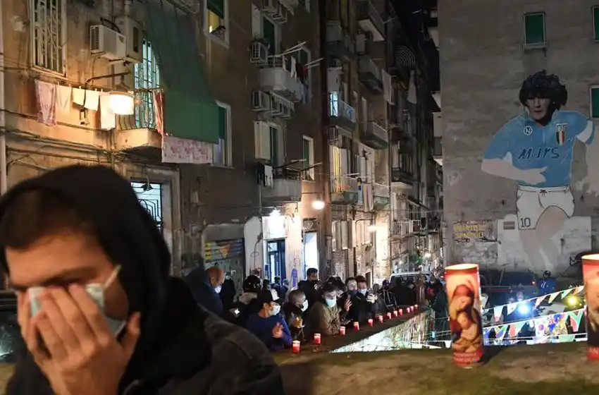 Nápoles, «en shock» por la muerte de Maradona, declara «luto ciudadano»