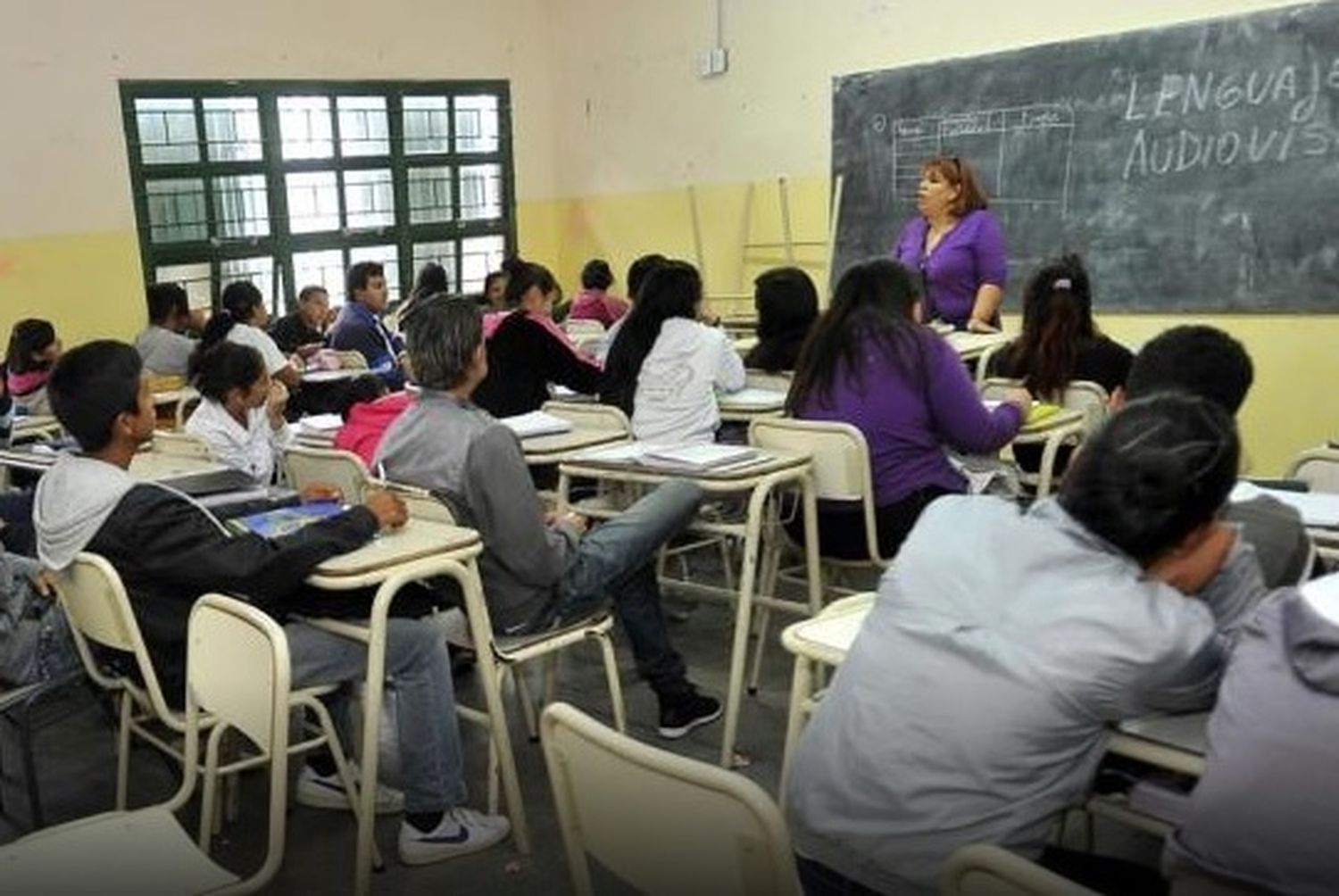 Uno de cada dos jóvenes entrerrianos no termina a tiempo la secundaria 