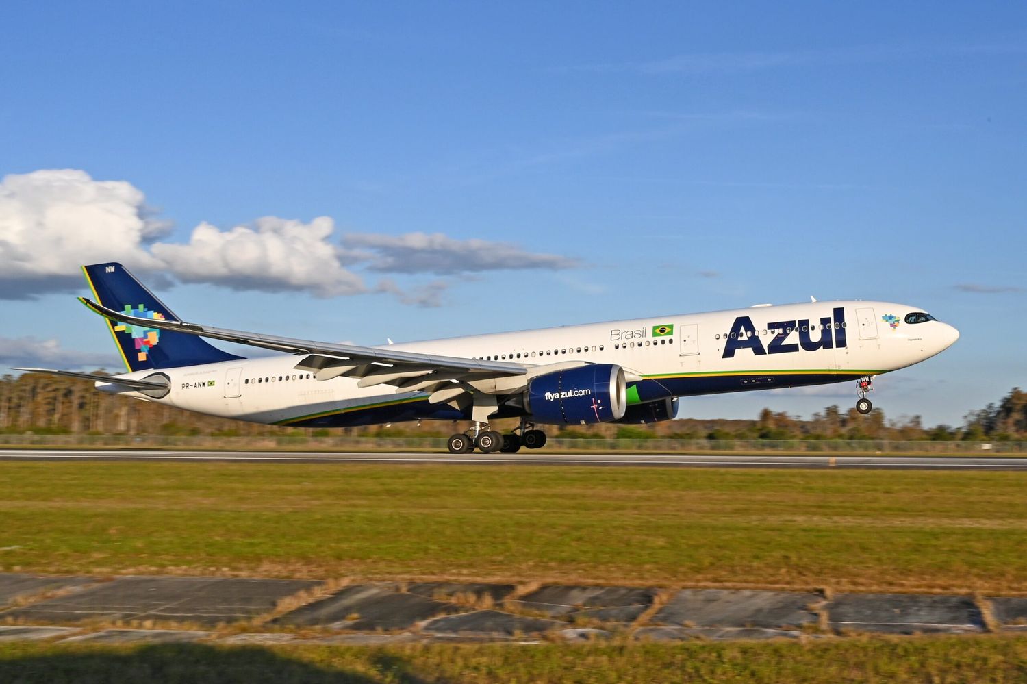 Azul tendrá internet en los Airbus A330-900neo para sus vuelos a Estados Unidos y Europa