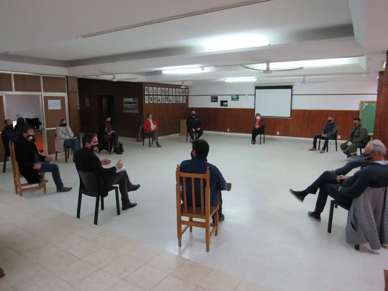 Larroque: informaron sobre cifras de casos de Covid-19 y nuevas habilitaciones