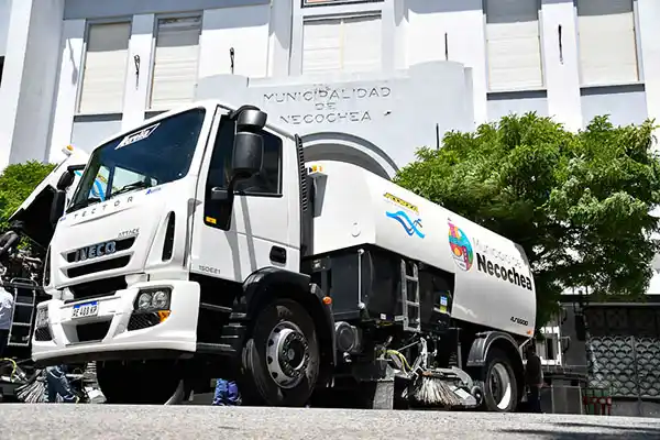 El municipio adquirió dos barredoras para las calles