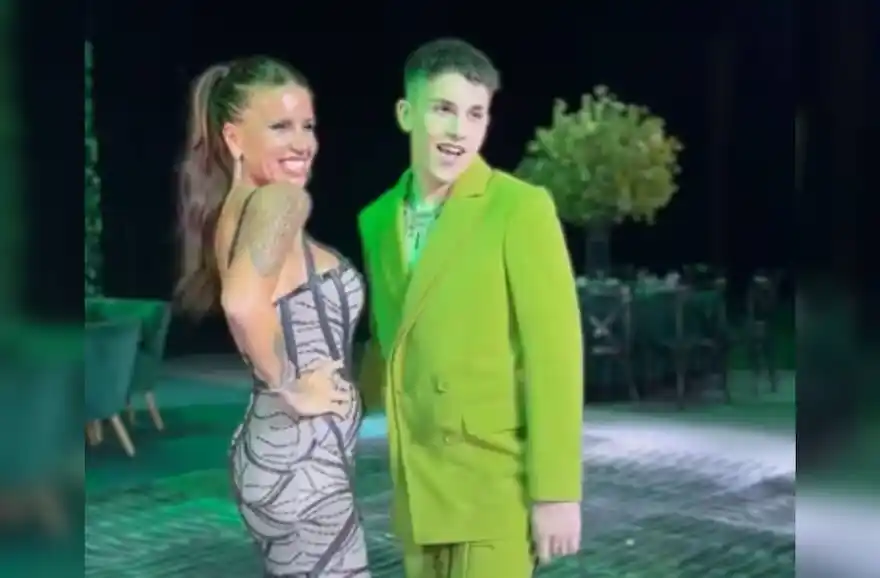 El hijo de Flor Peña festejó sus 15 años con una gran fiesta y le respondió a quienes lo criticaron