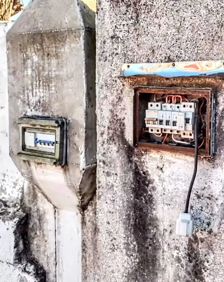 Puerto Ruiz: Preocupación por las condiciones edilicias de la escuela