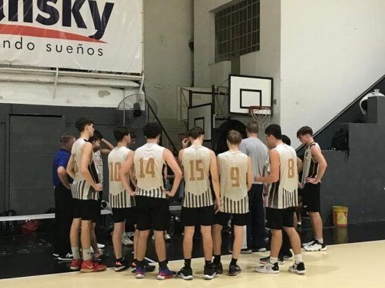 El CAI juega en en Sunchales ante Libertad.