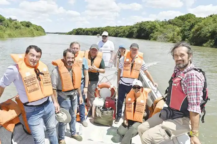 Bordet recorrió las islas  donde se construirá el  parque natural provincial