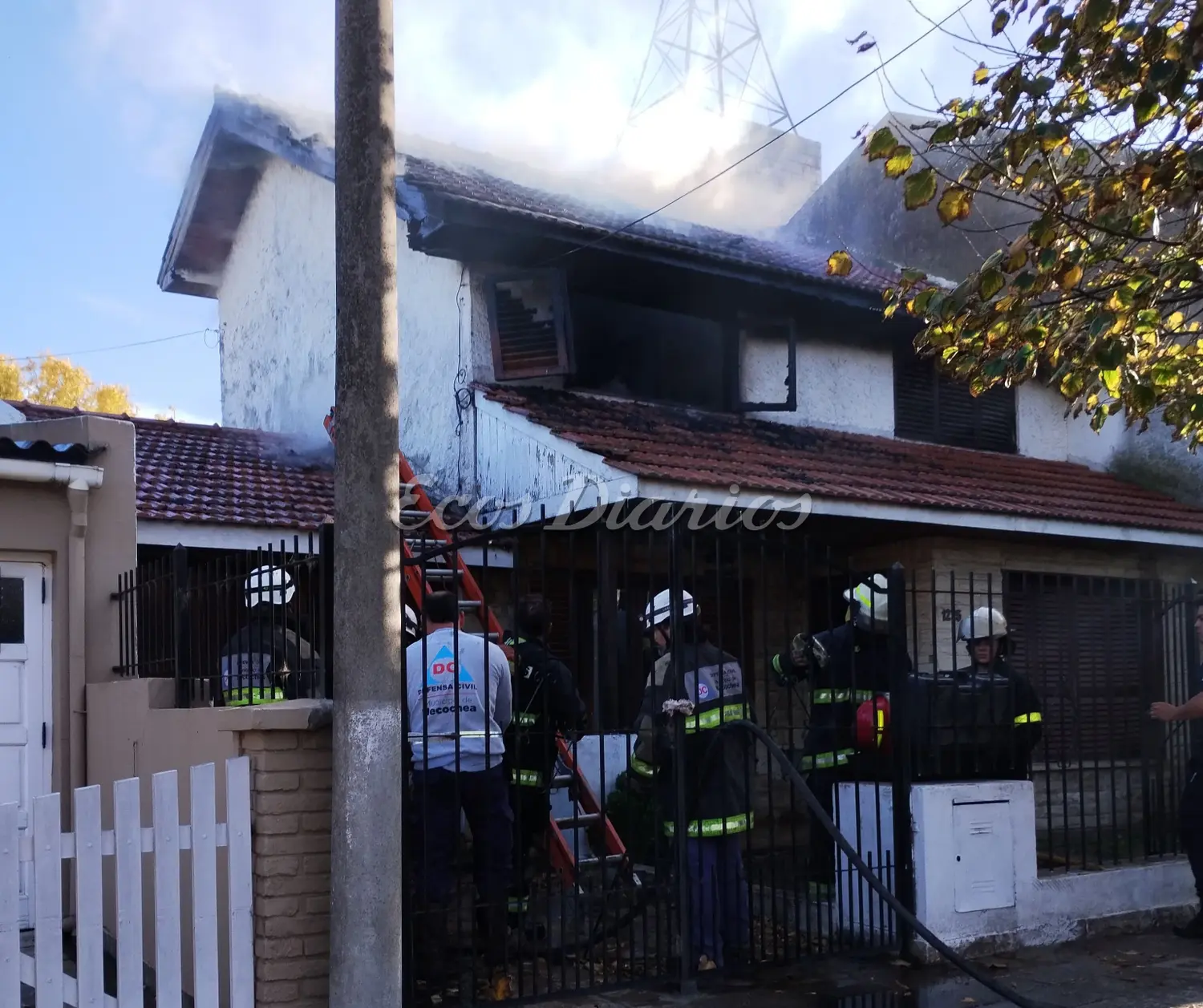 Incendio de una vivienda en la calle 67