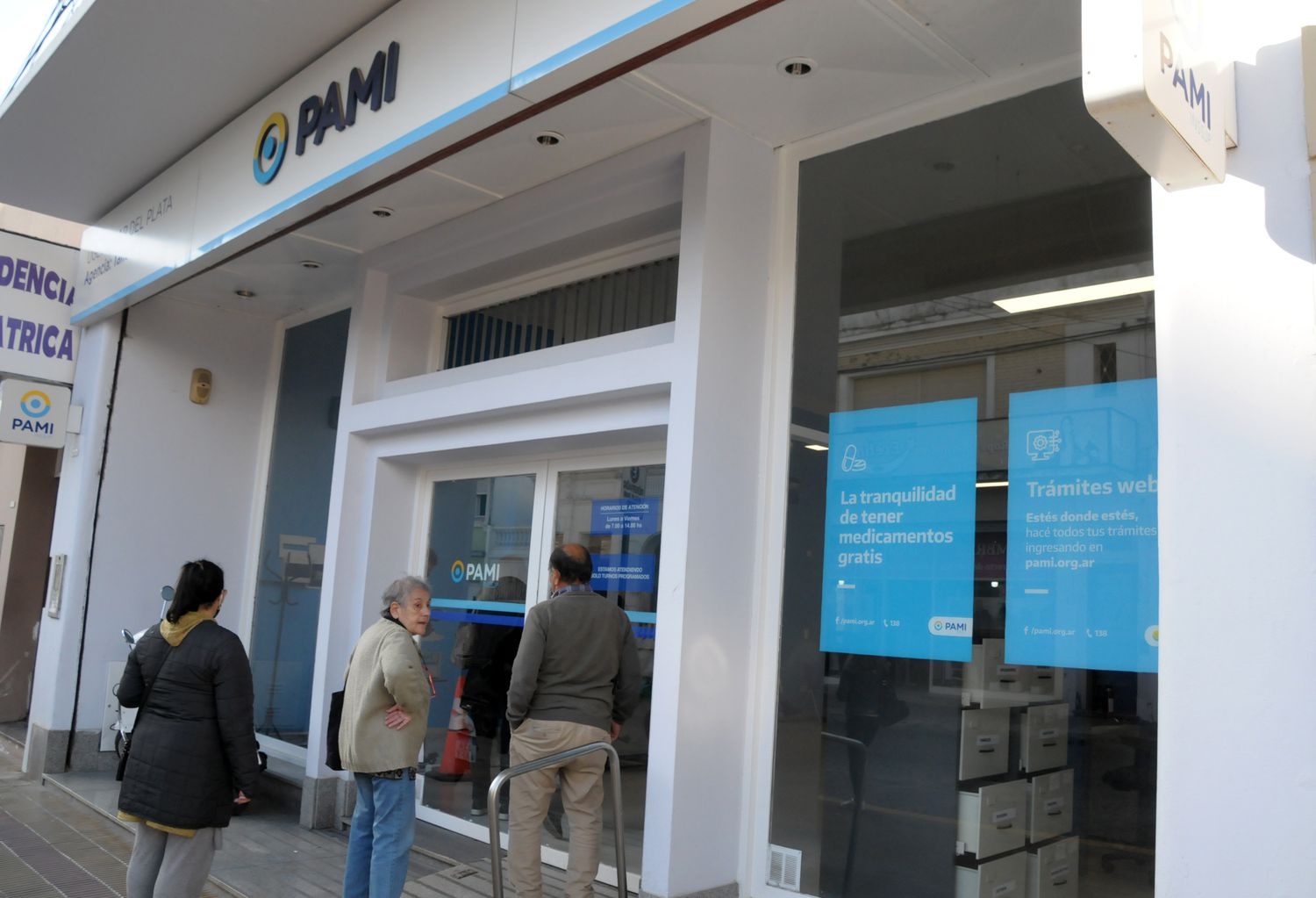 El Ejecutivo pretende reencauzar el diálogo con los oncólogos e involucrar al Pami en el conflicto