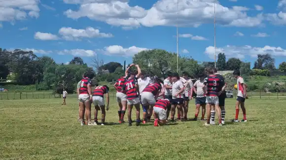 Rugby: la M16 de Náutico logró un valioso resultado ante Pueyrredón