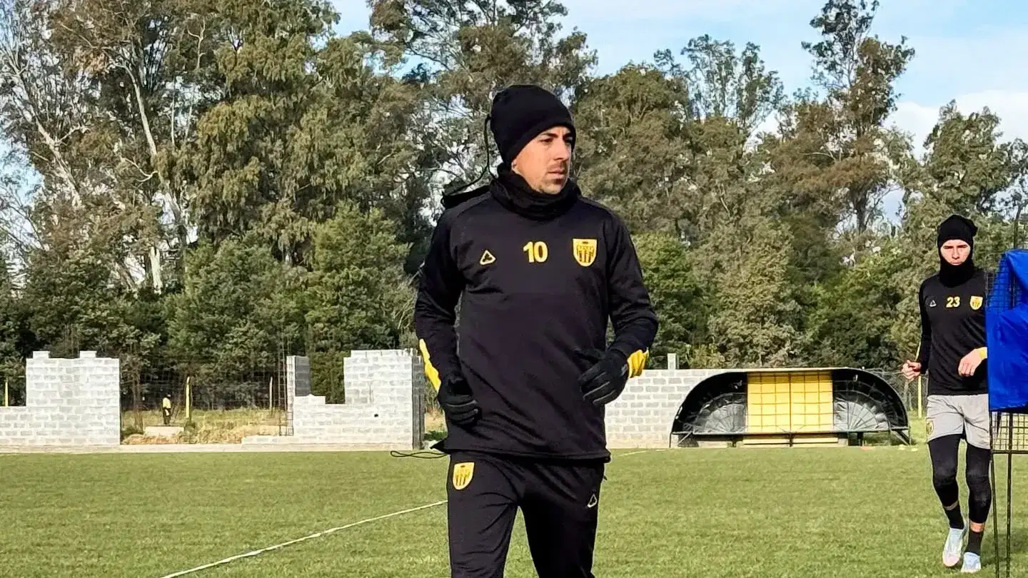 FOTO CLUB SANTAMARINA Diego Sosa prepara el regreso.