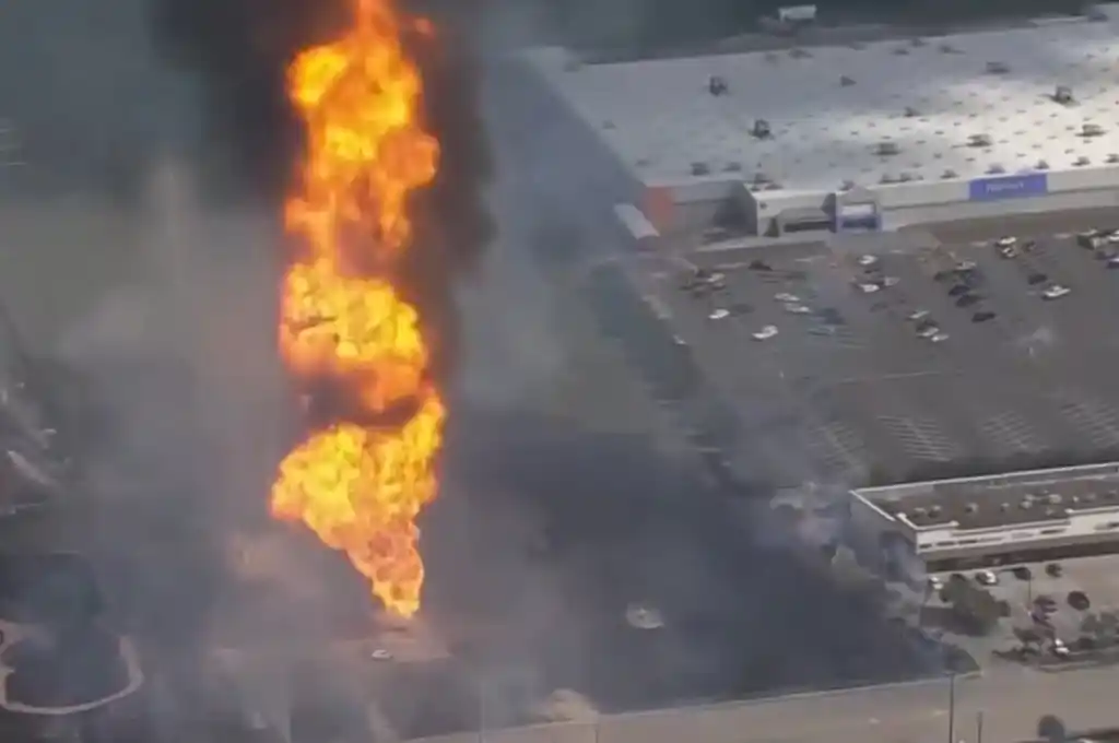 La causa del incendio no se conoció de inmediato.