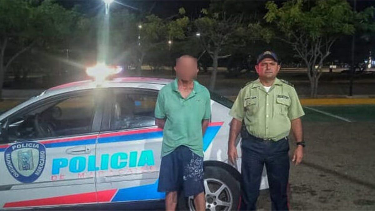 EXHIBICIONISTA GOZÓN fue detenido por mostrar sus genitales en la vía pública