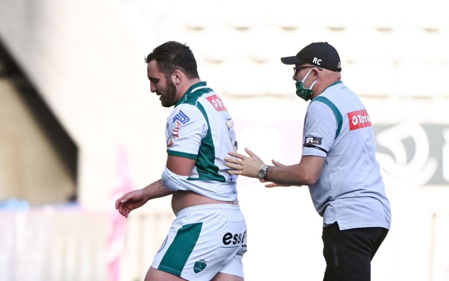 Calles se fue lesionado en la derrota de Pau en París