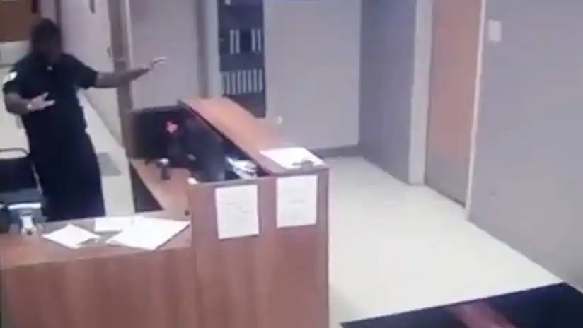 Dijo que vio un fantasma y nadie le creyó, hasta que vieron las cámaras de seguridad