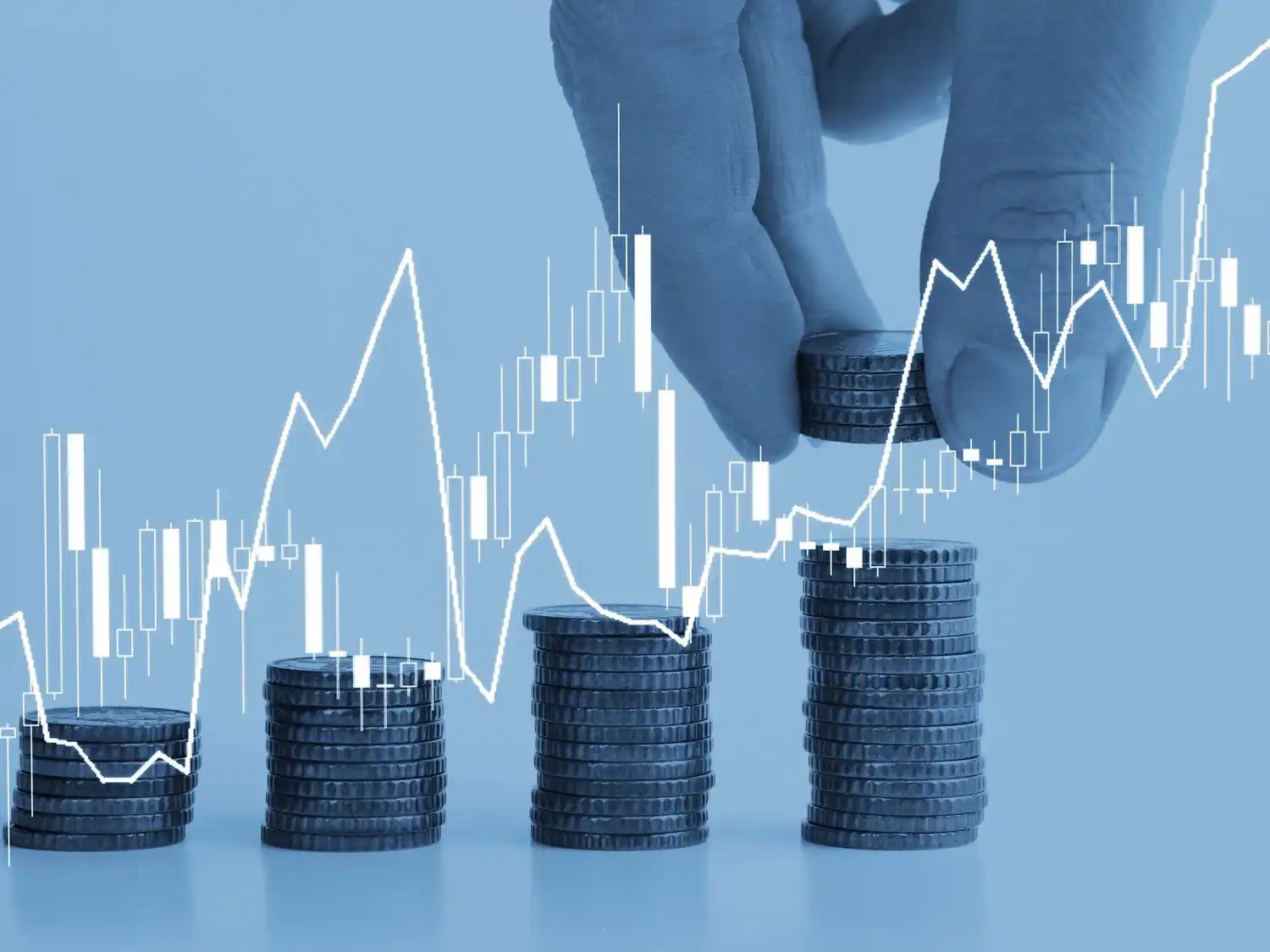 Con un escenario internacional complejo y el mercado local aún frágil, invertir se convierte en un arte que combina análisis, paciencia y preparación.