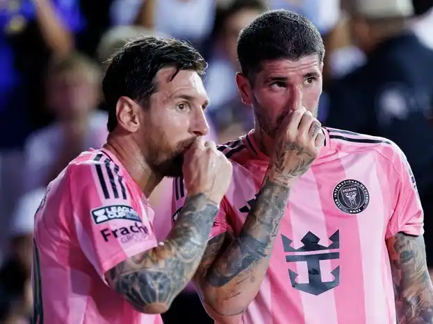 Messi es duda en Las Garzas por molestias musculares.De Paul será titular.