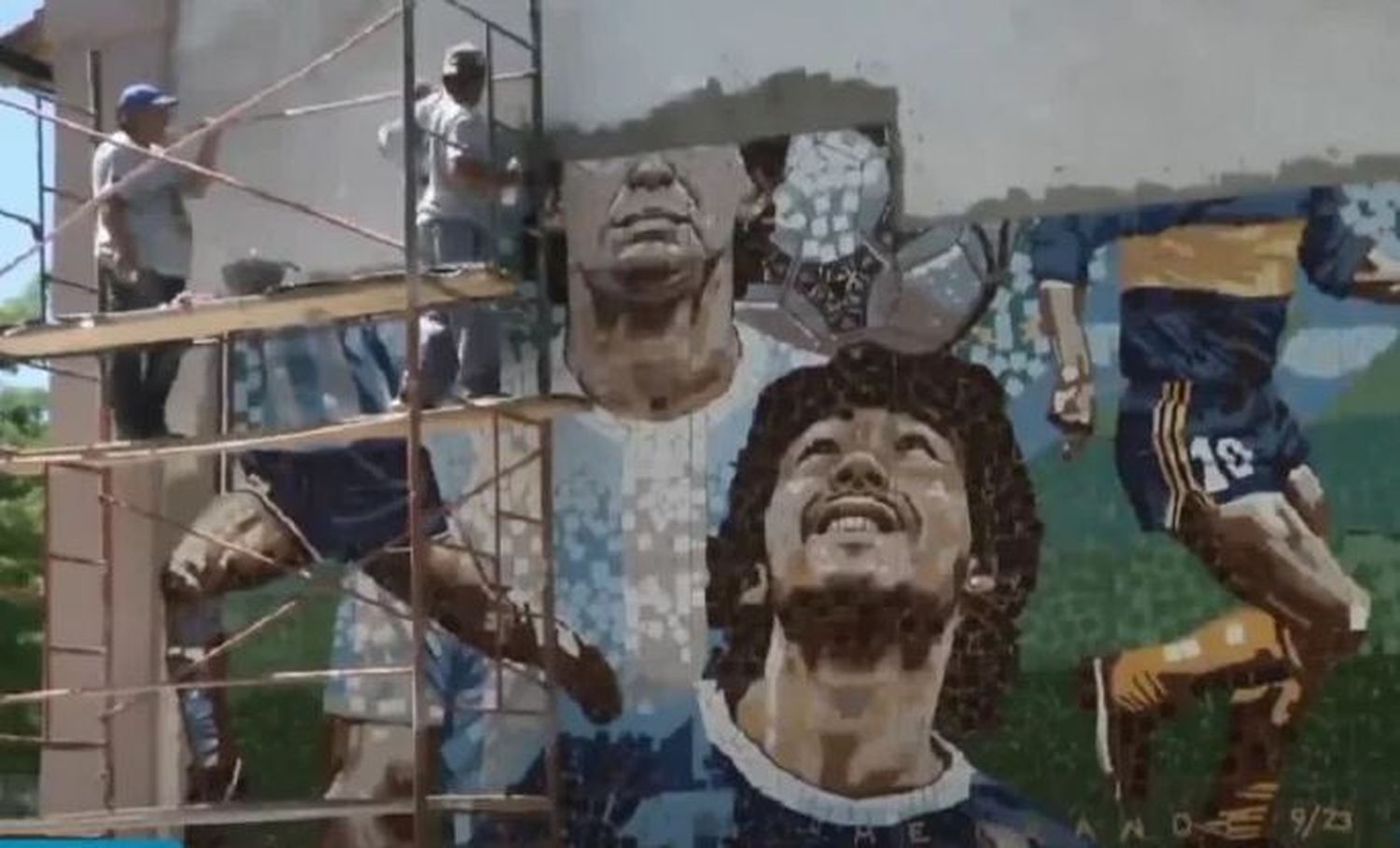 Realizan en Entre Ríos un impactante mural en honor a Diego Maradona