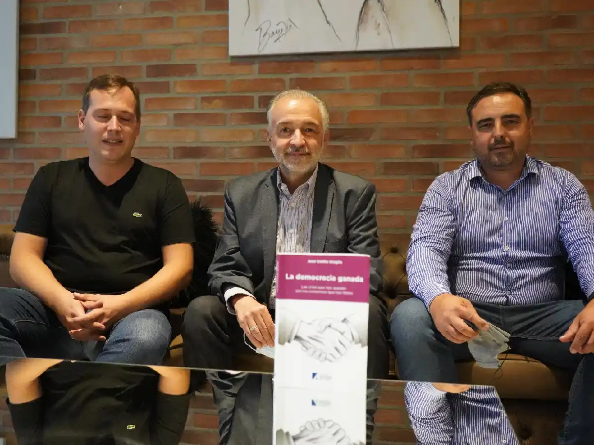 Graglia visitó la ciudad para dialogar sobre democracia y la necesidad de consensos