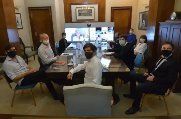 Kicillof se reúne con el comité de expertos para analizar continuidad de la cuarentena