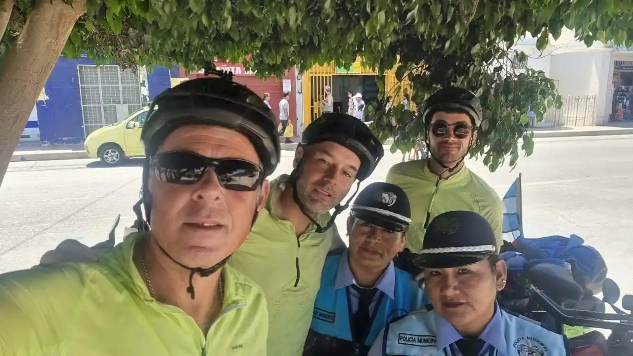 De Gualeguaychú al Mundial 2026: los biciviajeros ya van rumbo a Ecuador