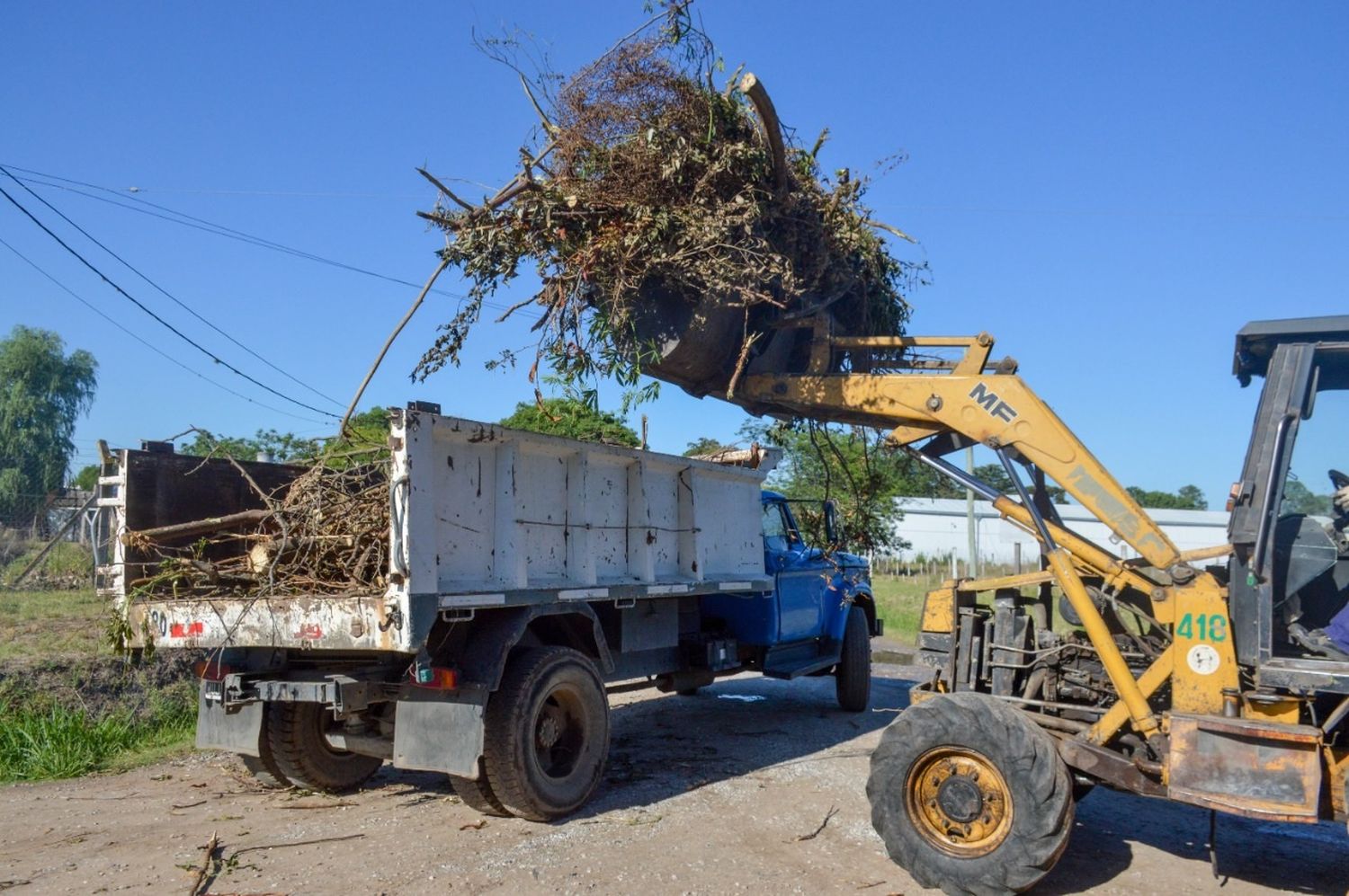 Reforzado trabajo de limpieza y mantenimiento en los espacios públicos y barrios