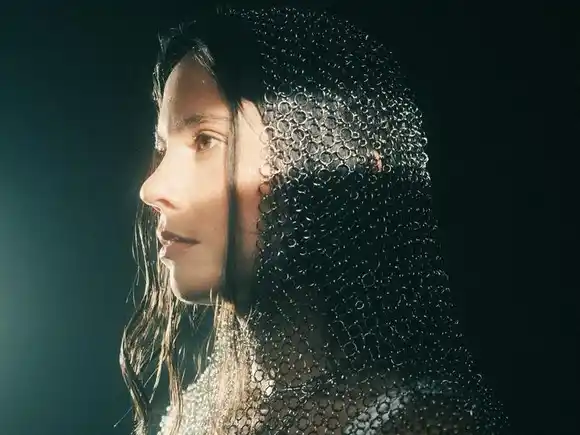 La chilena Javiera Mena llega a Mar del Plata dentro del ciclo “MDP POP”