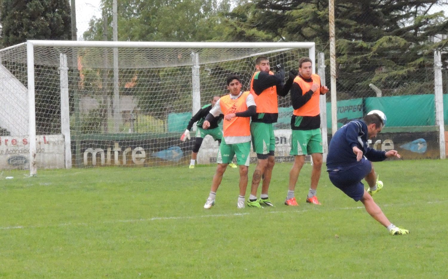 Empate sin goles para los “federales”