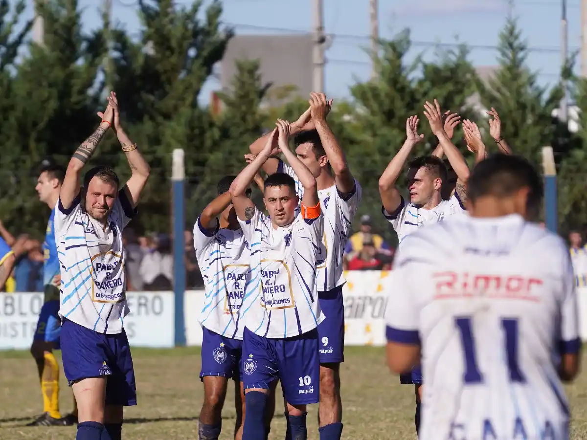 Antártida festejó  en el duelo frente a La Milka