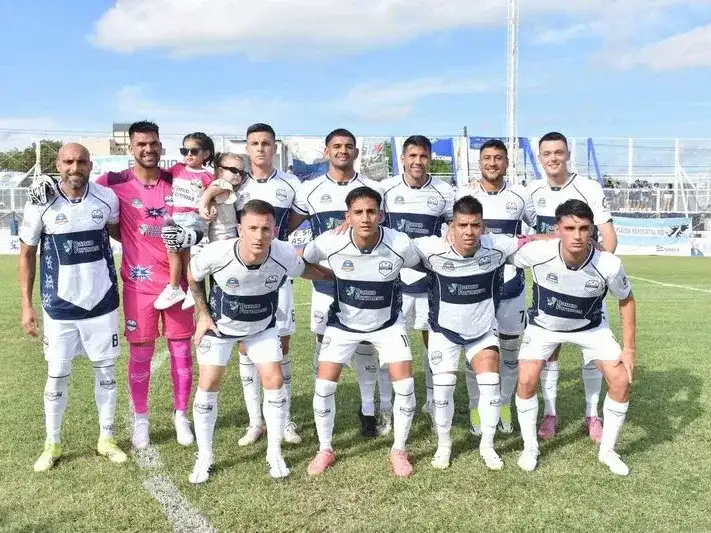 San Martín recibe a Sarmiento
y Sol de América visita a Vilelas