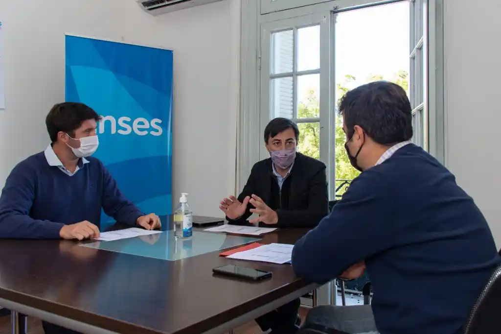 En mayo se asistió en el pago de salarios a cerca  de cien empresas y mil trabajadores