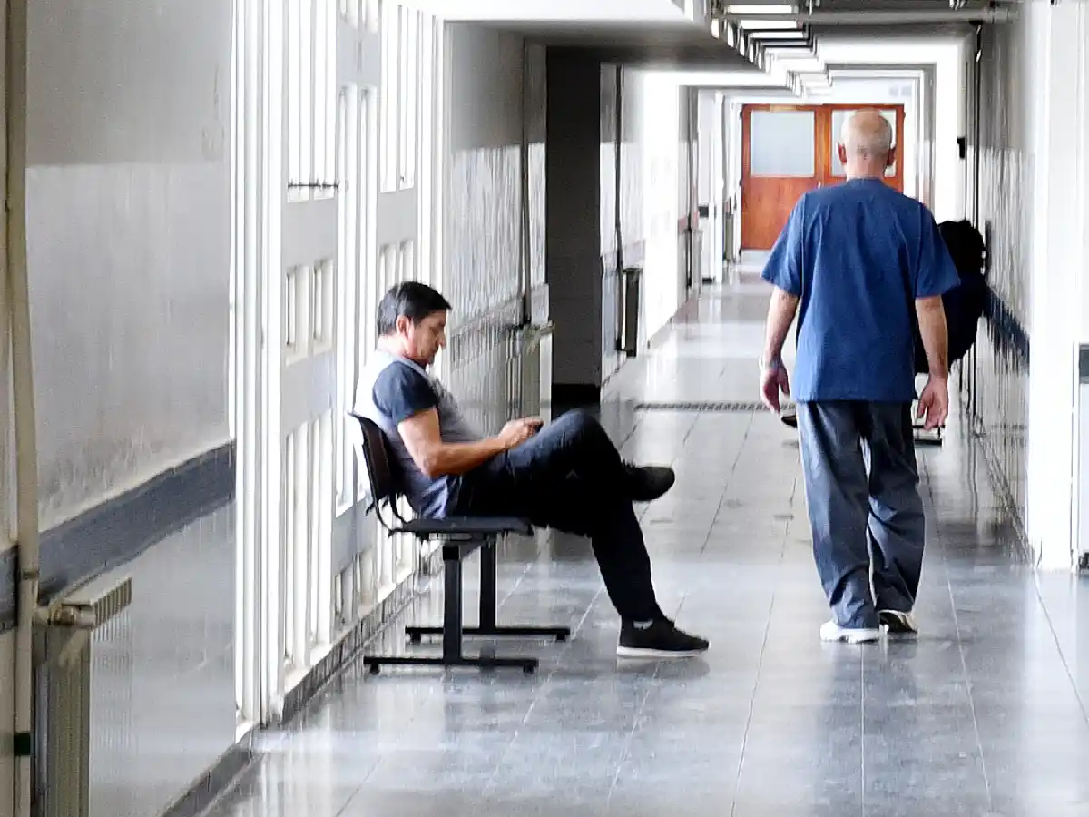 San Francisco refuerza su hospital con más personal 