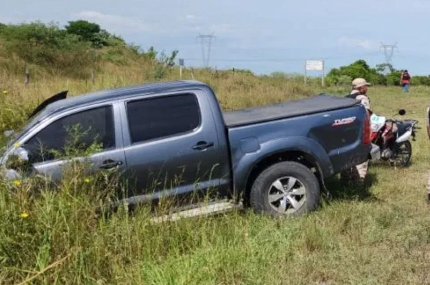 Corrientes: tras una persecución, detuvieron una camioneta con más de una tonelada de marihuana