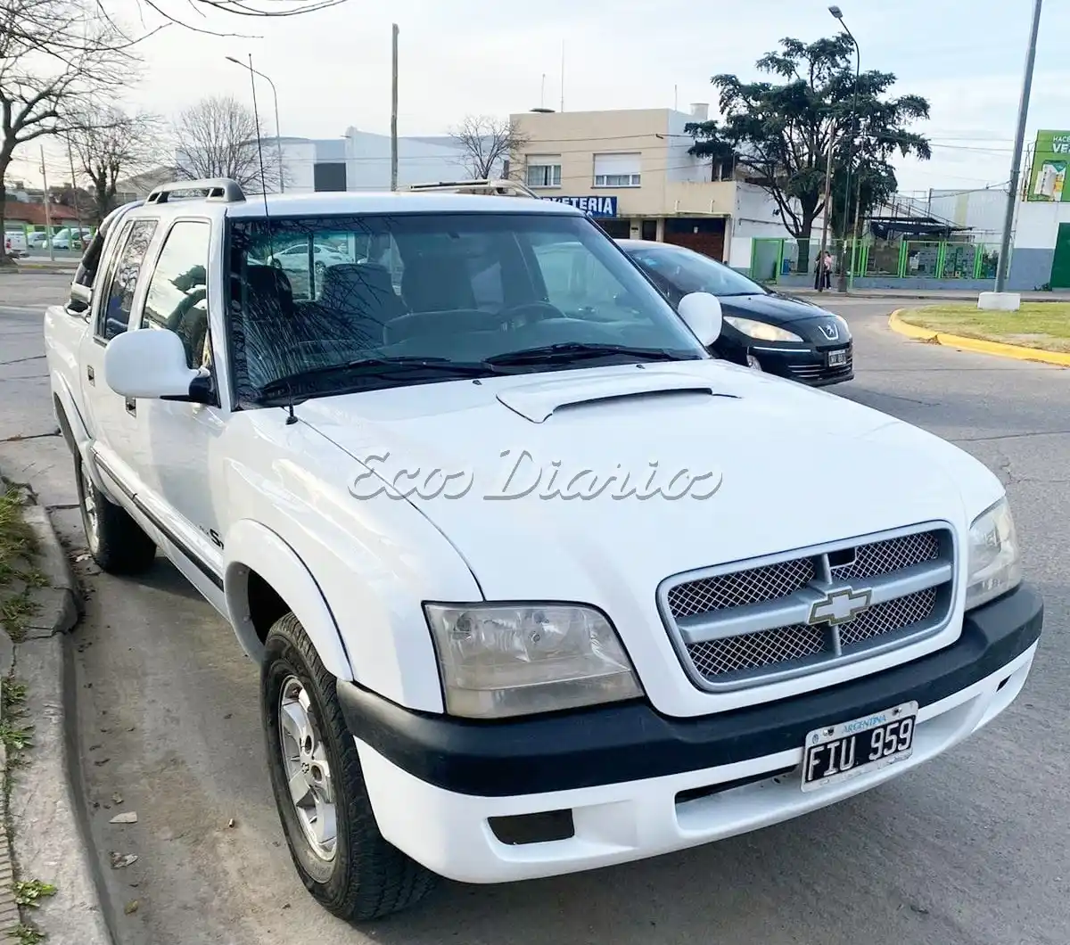 Vecino denunció que le robaron su camioneta